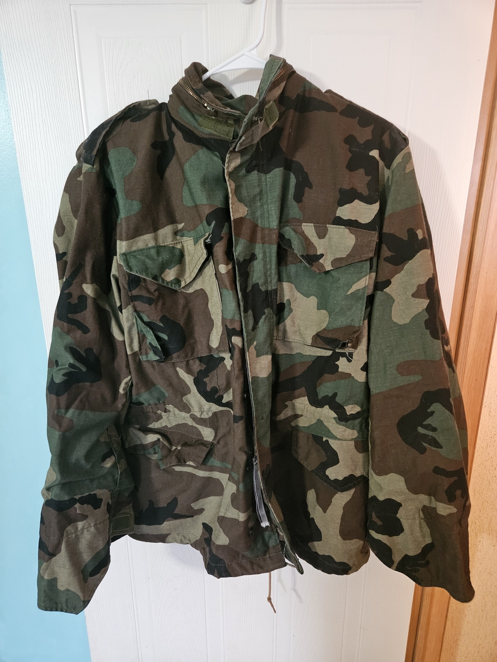 U.S. Military Issue M-65 Field Coat Cabela's Camo Print Size Small Regular